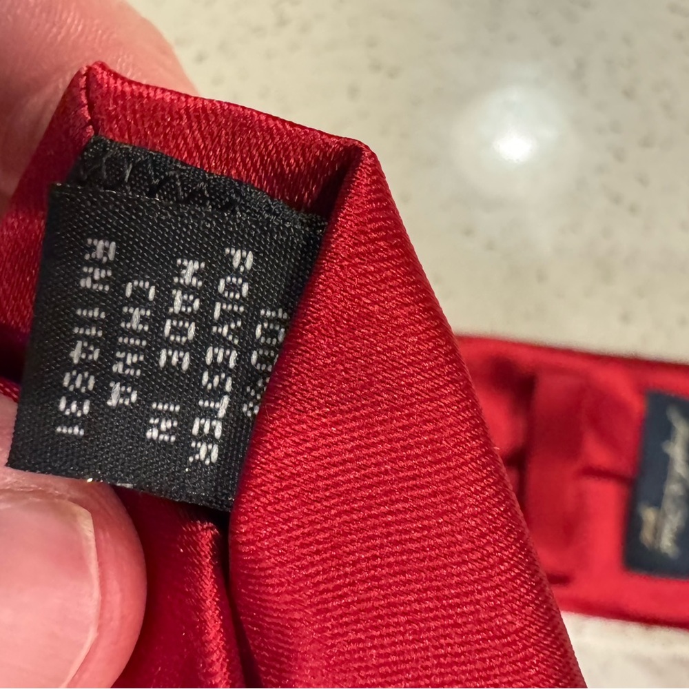 Joseph & Feiss Gold Men’s Standard Adult Elegant Red Polyester Tie - Picture 9 of 9